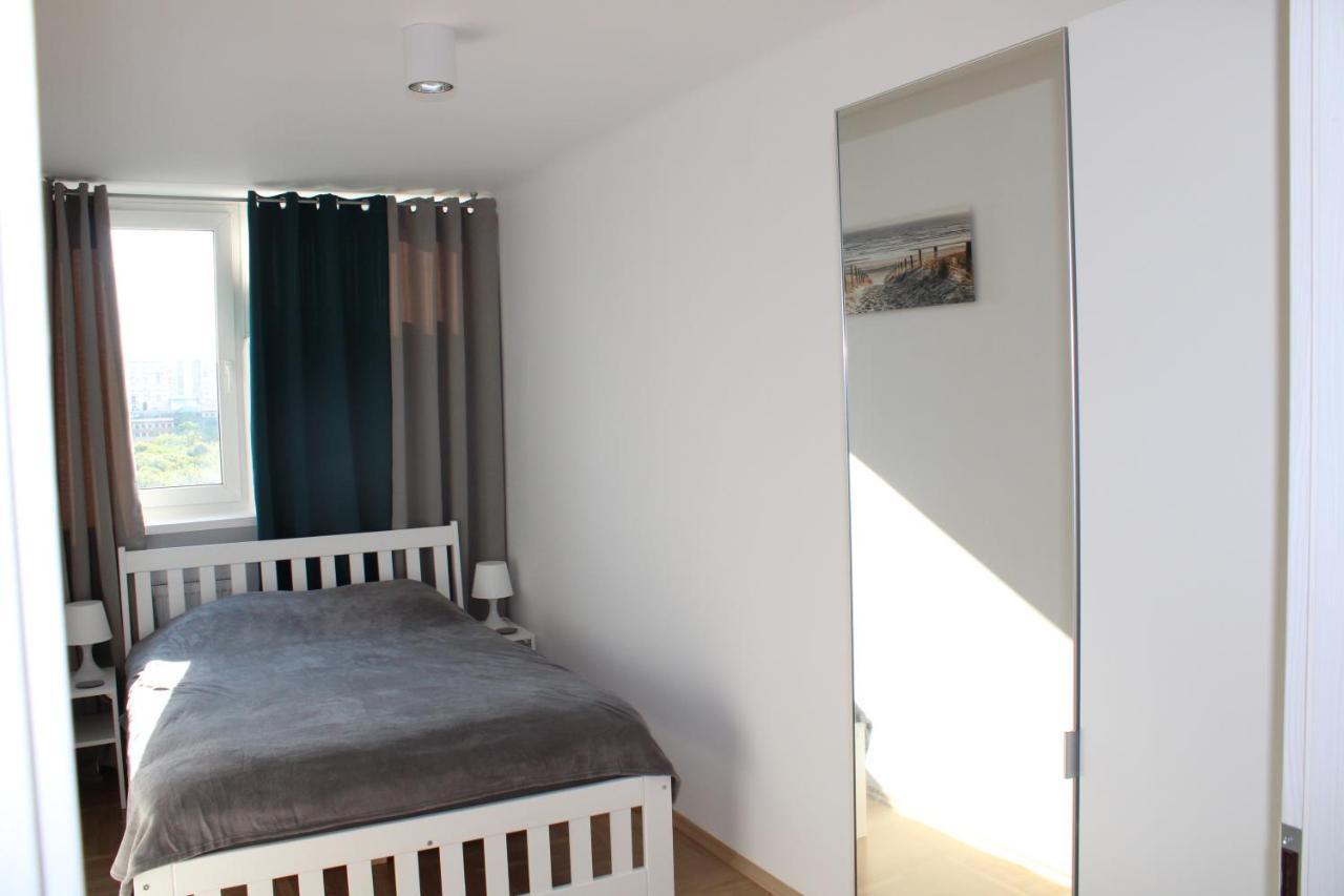 Strict Center Warsaw Comfortable Apartment, 10Th-Floor With Beautiful View On The Park And Skyscrapers, Free Wifi, Self Check-In/Out Eksteriør billede