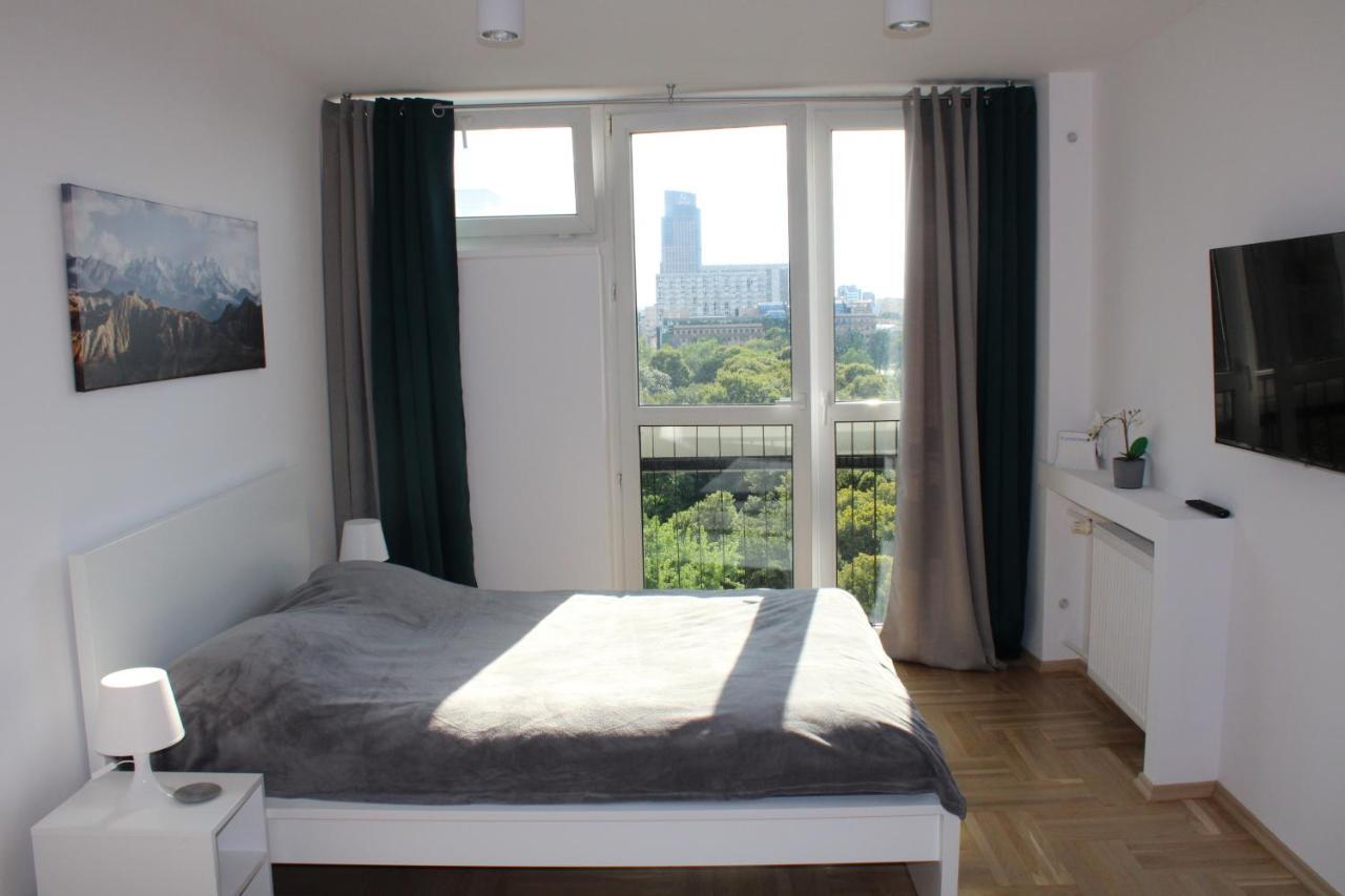 Strict Center Warsaw Comfortable Apartment, 10Th-Floor With Beautiful View On The Park And Skyscrapers, Free Wifi, Self Check-In/Out Eksteriør billede